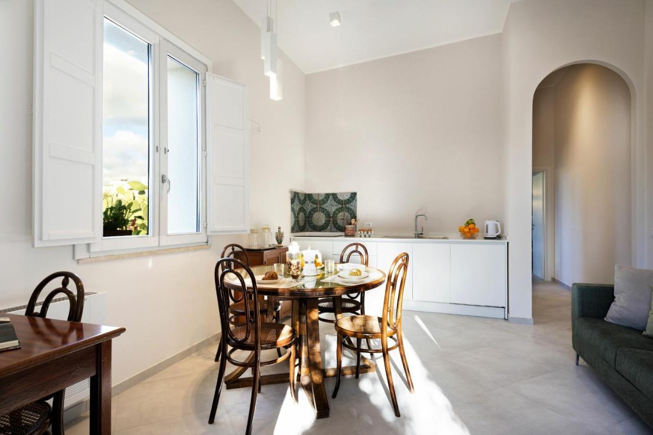 Villa Angelina - Charming Rooms & Apartments Trapani Extérieur photo