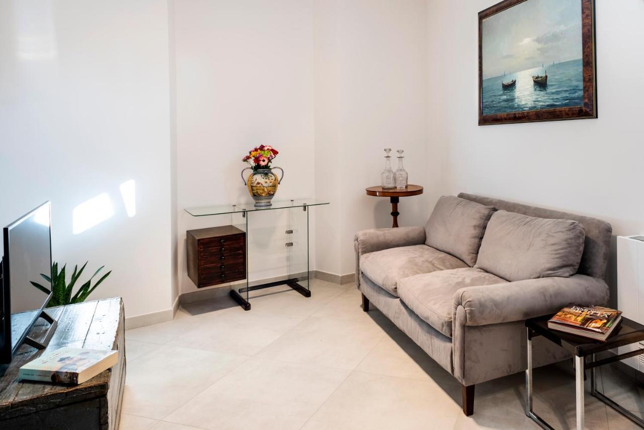 Villa Angelina - Charming Rooms & Apartments Trapani Extérieur photo