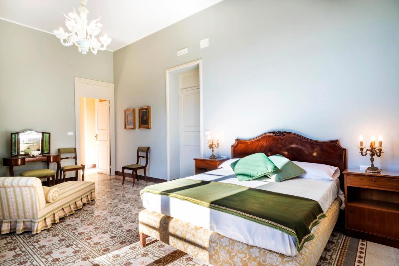 Villa Angelina - Charming Rooms & Apartments Trapani Extérieur photo
